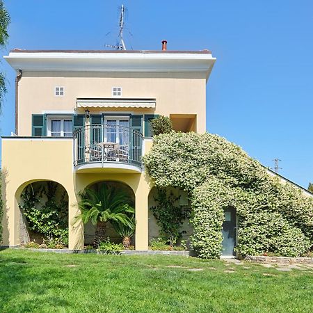 إمبيريا Casa Vacanze Nel Giardino Di Renzo المظهر الخارجي الصورة